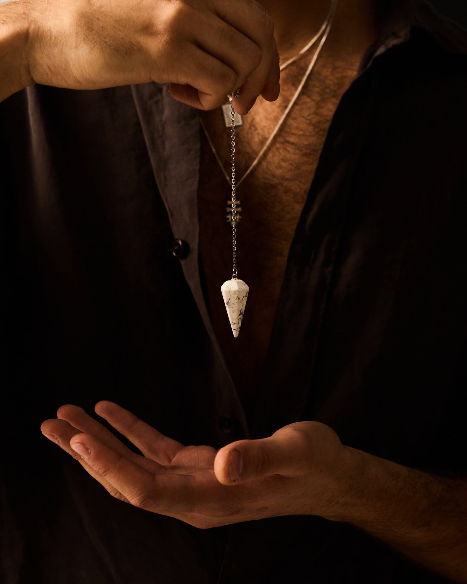 Péndulo Howlita Blanca