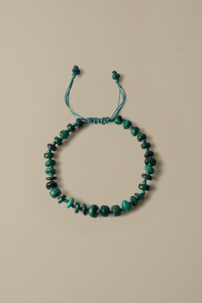 Pulsera minerales anudada